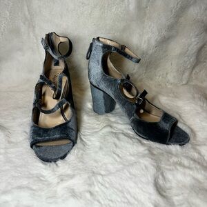 NWOT Zigi Soho Genevie Heels